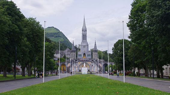 Lourdes uai
